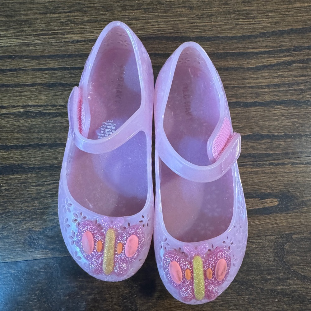 Toddler 9 butterfly jellies